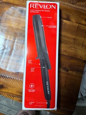 Revlon 1 1/5in coconut infused curling iron